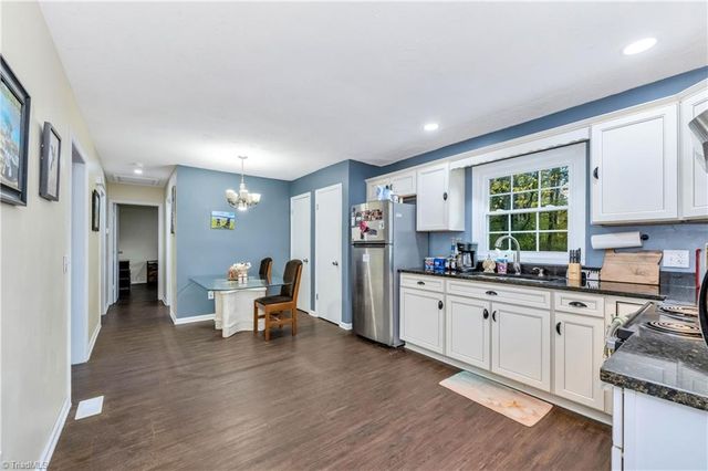 823 Queens NW Street, Lenoir, NC 28645