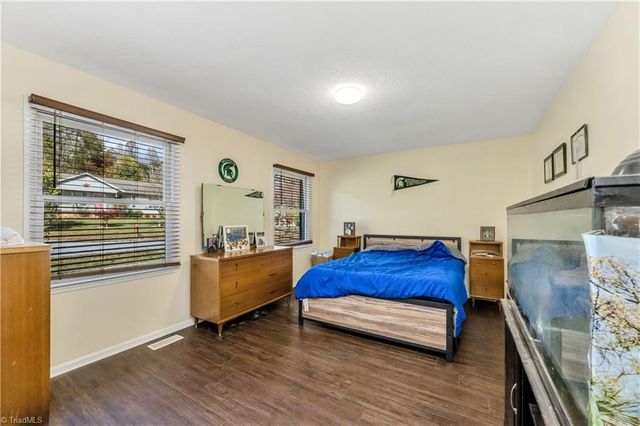 823 Queens NW Street, Lenoir, NC 28645