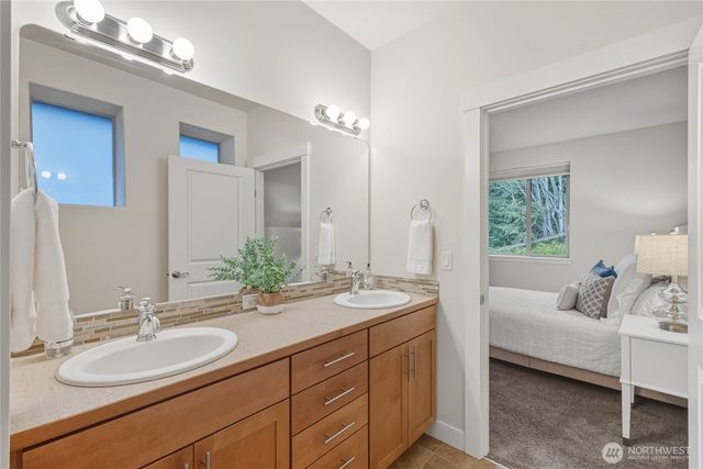 1166 Creekwood Lane, Bellingham, WA 98229