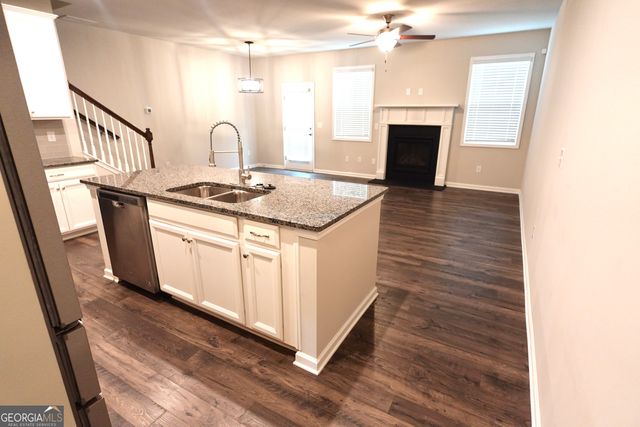 2537 Centennial Place, South Fulton, GA 30349