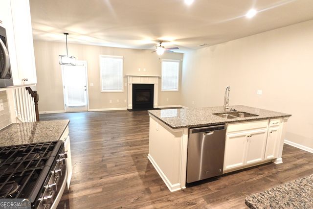 2537 Centennial Place, South Fulton, GA 30349