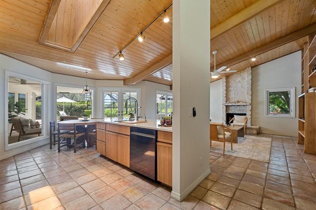 10252 Shireoaks Lane, Boca Raton, FL 33498