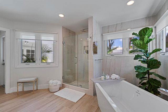 10252 Shireoaks Lane, Boca Raton, FL 33498