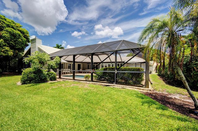 10252 Shireoaks Lane, Boca Raton, FL 33498