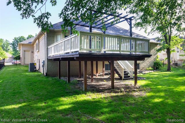 20695 Gaberty Drive, Clinton Township, MI 48038