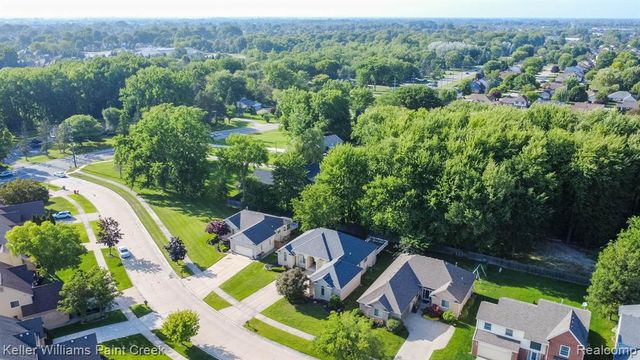 20695 Gaberty Drive, Clinton Township, MI 48038