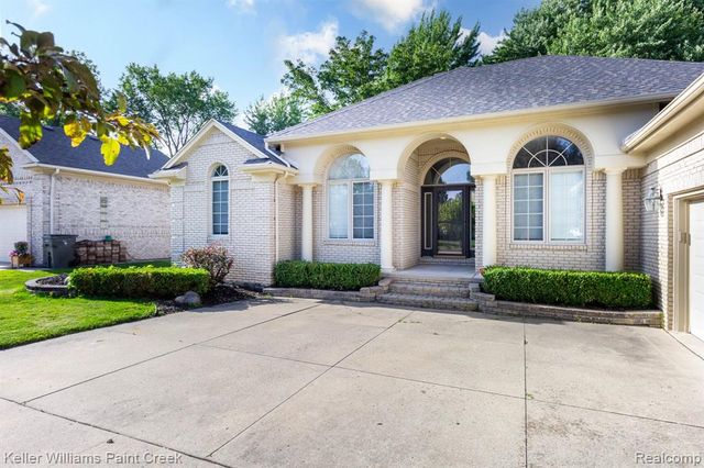 20695 Gaberty Drive, Clinton Township, MI 48038