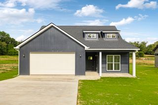 819 Oconner St, Smithville, TN 37166