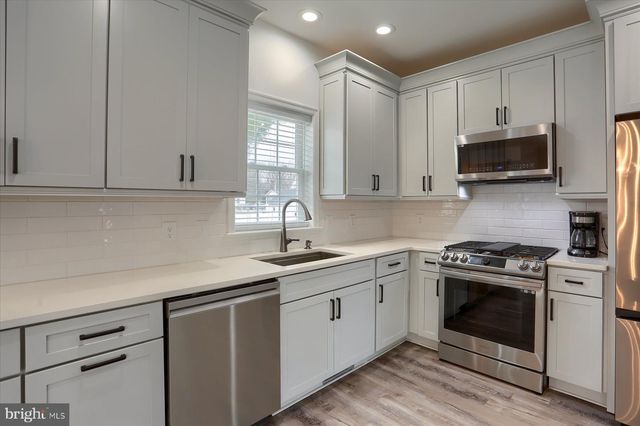 49 HAMLET CIR, Mechanicsburg, PA 17050