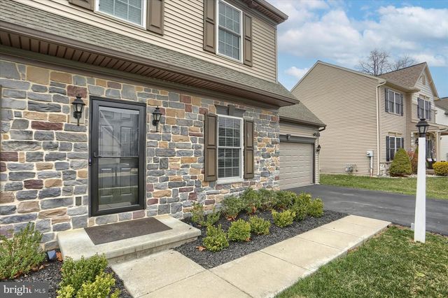 49 HAMLET CIR, Mechanicsburg, PA 17050