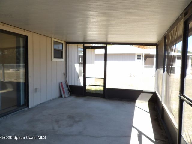 419 Windswept Avenue SW, Palm Bay, FL 32908