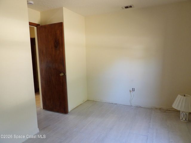 419 Windswept Avenue SW, Palm Bay, FL 32908