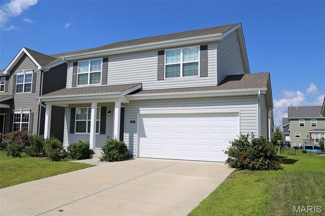 608 Palisades Drive, St Charles, MO 63301