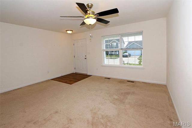 608 Palisades Drive, St Charles, MO 63301