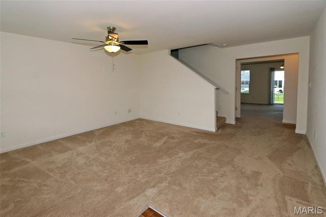 608 Palisades Drive, St Charles, MO 63301