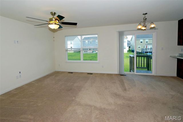 608 Palisades Drive, St Charles, MO 63301