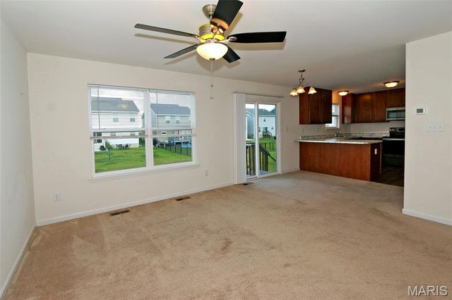608 Palisades Drive, St Charles, MO 63301