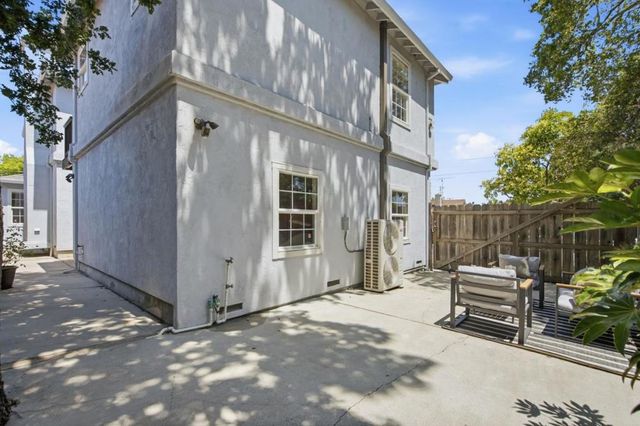 2101 Brittan Avenue, San Carlos, CA 94070