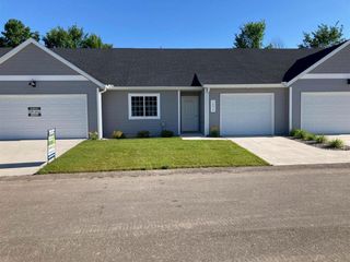 4273 Highpoint Drive 112, Wayland, MI 49348