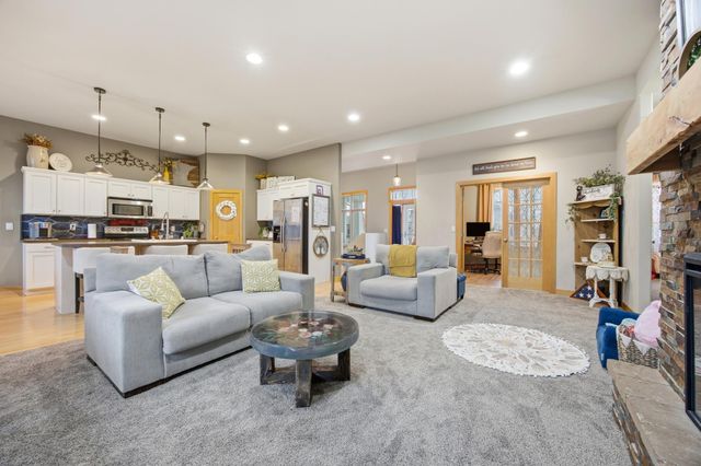 3847 43rd Avenue S, Moorhead, MN 56560