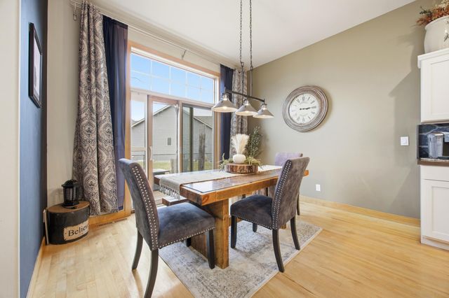 3847 43rd Avenue S, Moorhead, MN 56560