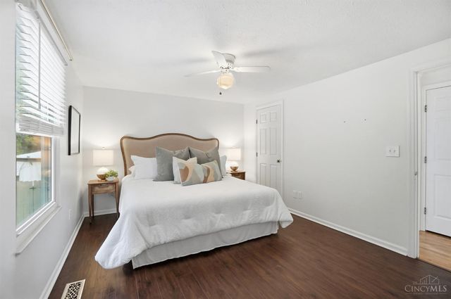 21 Orchard Knoll Drive, Reading, OH 45215