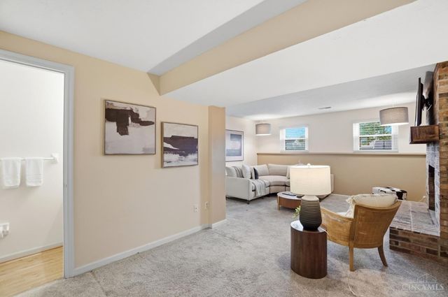 21 Orchard Knoll Drive, Reading, OH 45215