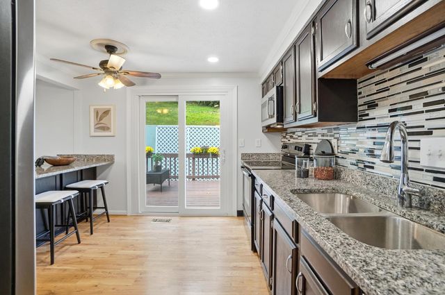 21 Orchard Knoll Drive, Reading, OH 45215