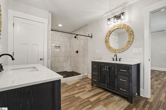 44 Wofford Road, Taylors, SC 29687
