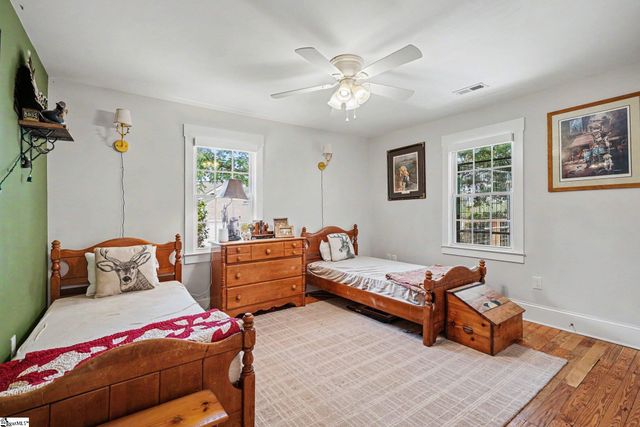 44 Wofford Road, Taylors, SC 29687