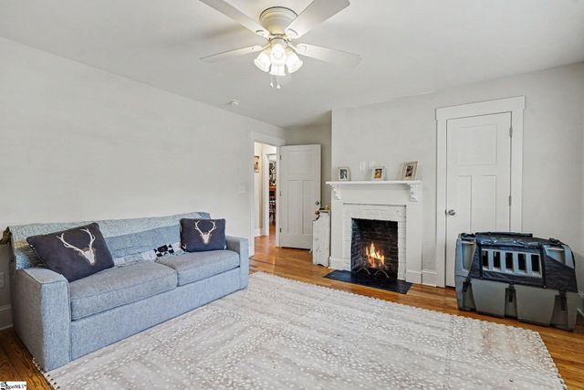 44 Wofford Road, Taylors, SC 29687