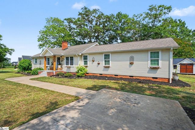 44 Wofford Road, Taylors, SC 29687