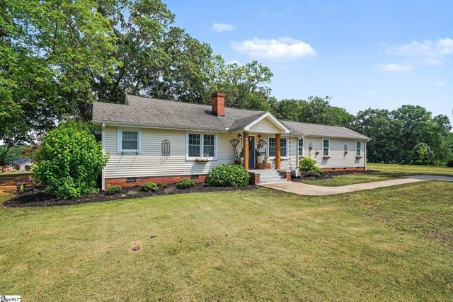 44 Wofford Road, Taylors, SC 29687