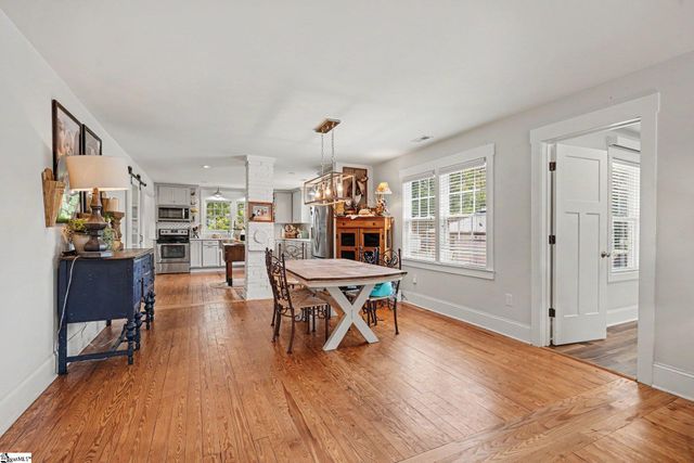 44 Wofford Road, Taylors, SC 29687