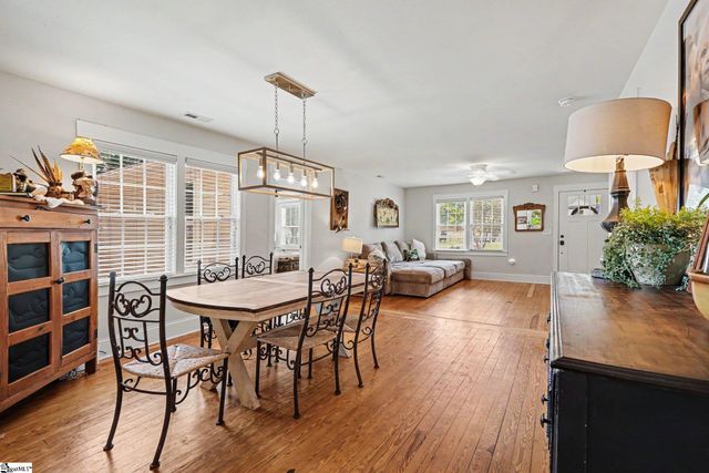 44 Wofford Road, Taylors, SC 29687