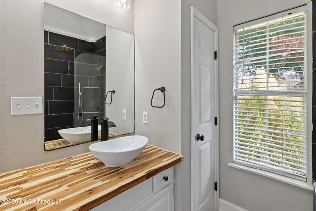14158 Longwood Circle, D'iberville, MS 39540