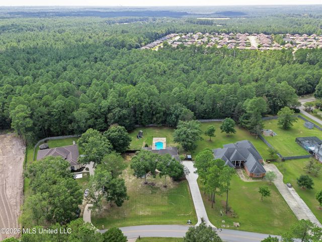 14158 Longwood Circle, D'iberville, MS 39540