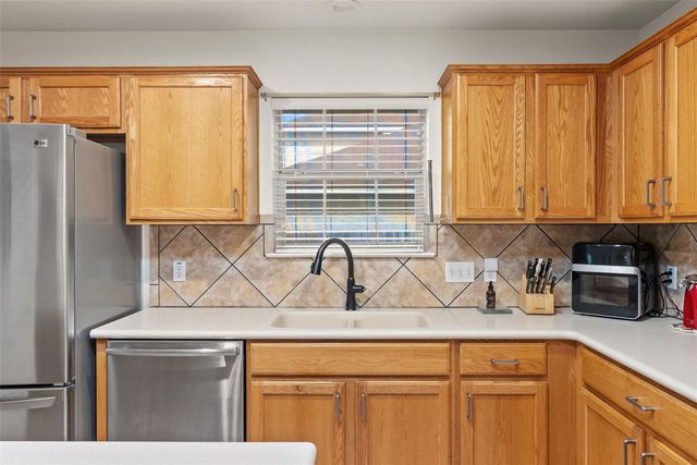 1105 Delia Chapa LN, Hutto, TX 78634