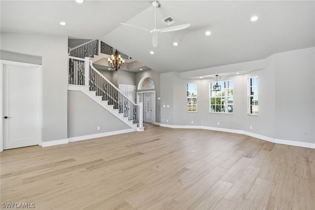 132 Egret ST, Fort Myers Beach, FL 33931