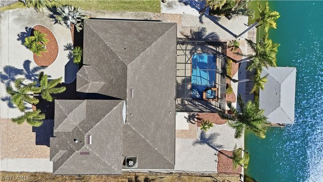 132 Egret ST, Fort Myers Beach, FL 33931