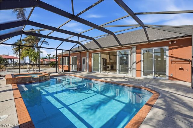 132 Egret ST, Fort Myers Beach, FL 33931