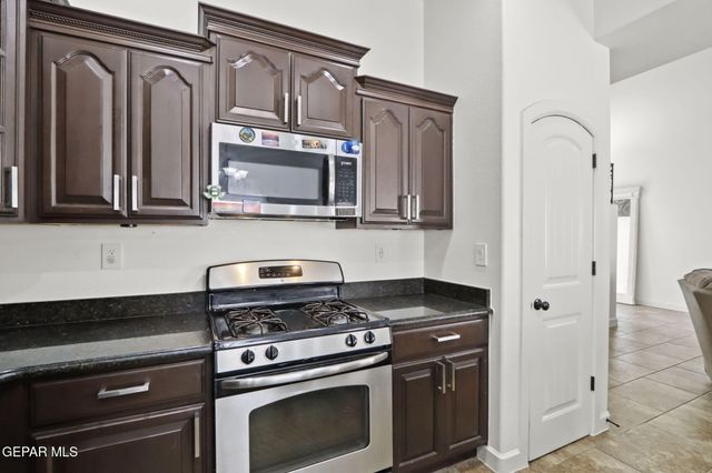 11621 SAINT MARTIN Way, El Paso, TX 79936