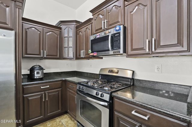 11621 SAINT MARTIN Way, El Paso, TX 79936