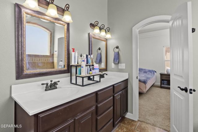 11621 SAINT MARTIN Way, El Paso, TX 79936