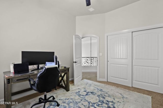 11621 SAINT MARTIN Way, El Paso, TX 79936