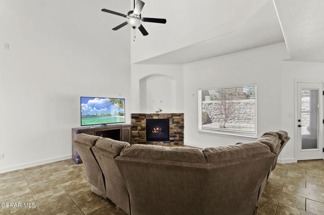 11621 SAINT MARTIN Way, El Paso, TX 79936