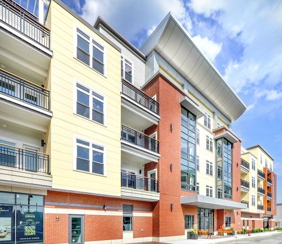 62 Foundry St 312, Wakefield, MA 01880