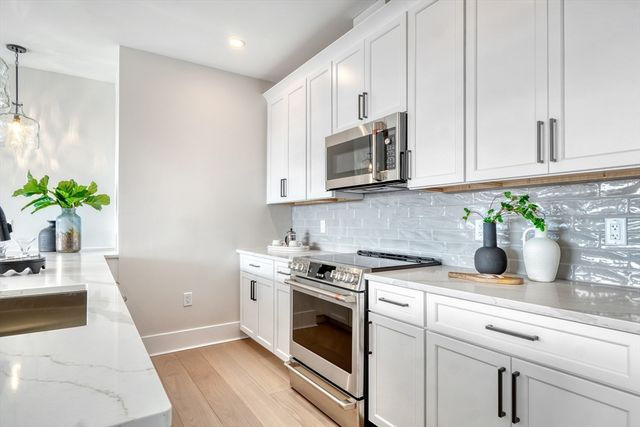 62 Foundry St 312, Wakefield, MA 01880