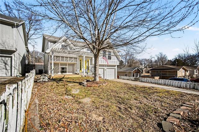 4824 NE 47th Street, Kansas City, MO 64117