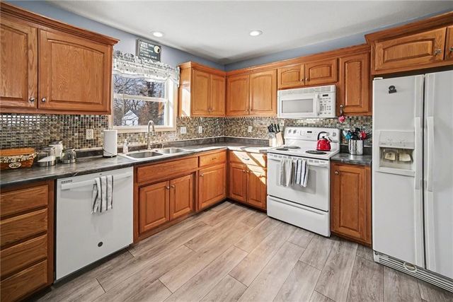 4824 NE 47th Street, Kansas City, MO 64117